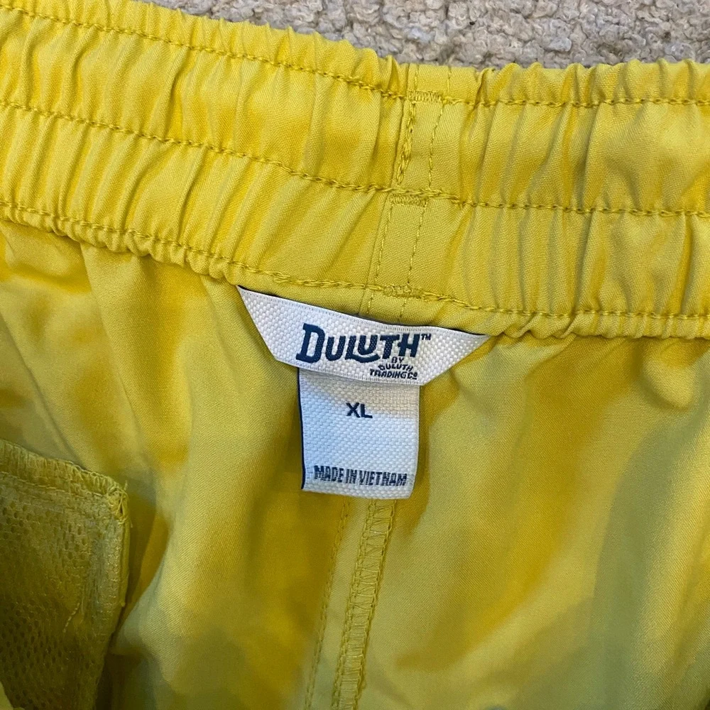 Duluth Men’s Pier Genius Unlined Yellow Swim Shorts NWT XL